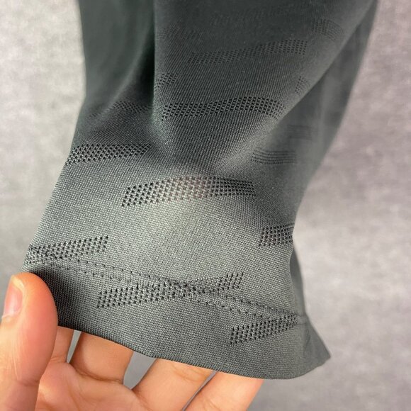 Nike Polo Shirt Men's Sz Medium Mesh Dri-Fit Standard‎ Fit - Picture 8 of 8